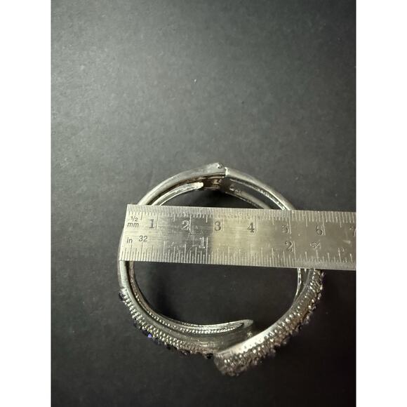 Vintage Clamper Rhinestone Bracelet Silver Tone Purple Abstract Retro Y2K READ - Picture 2 of 4